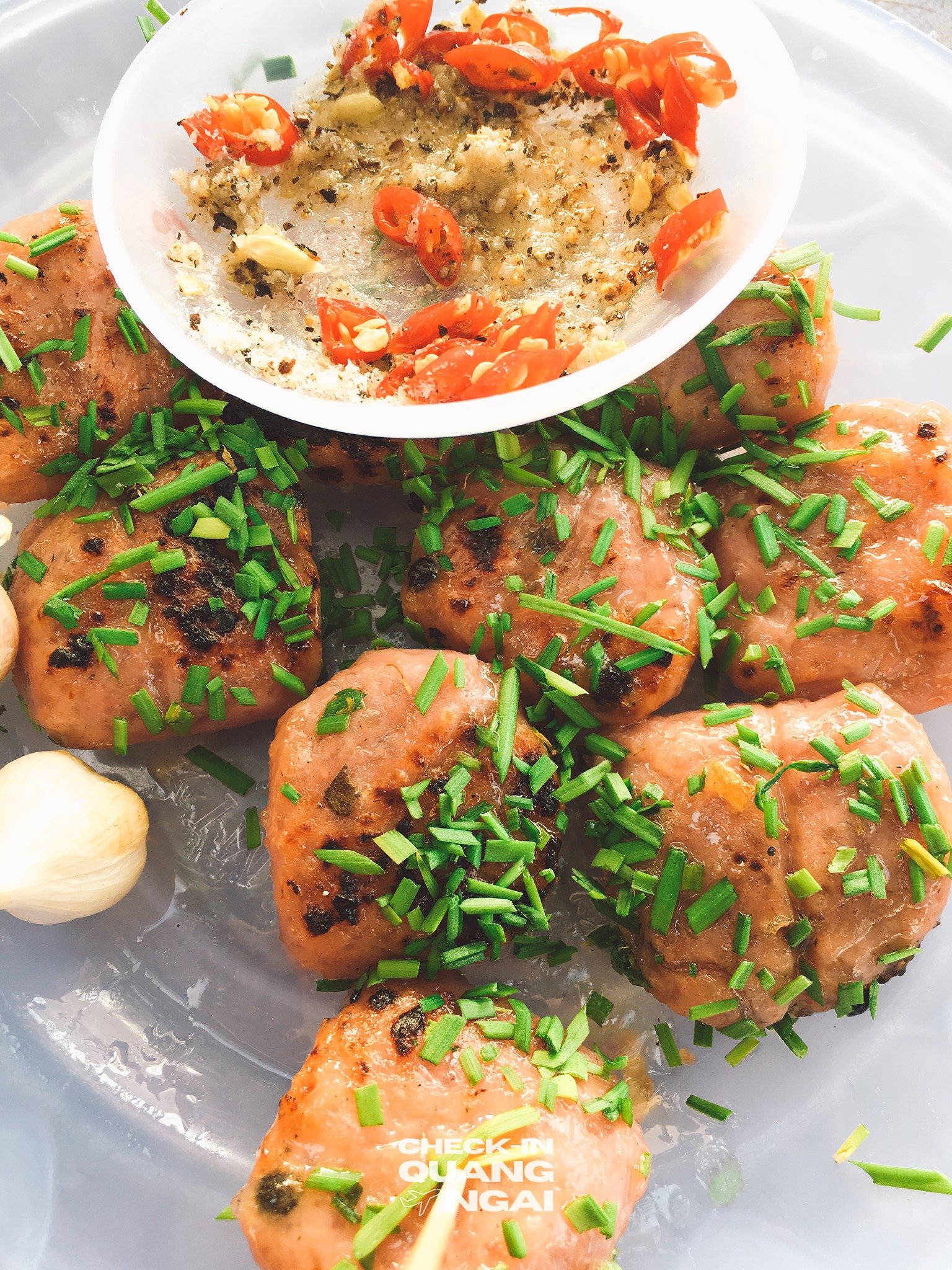 banh-trang-mam-ruoc-quang-ngai-3