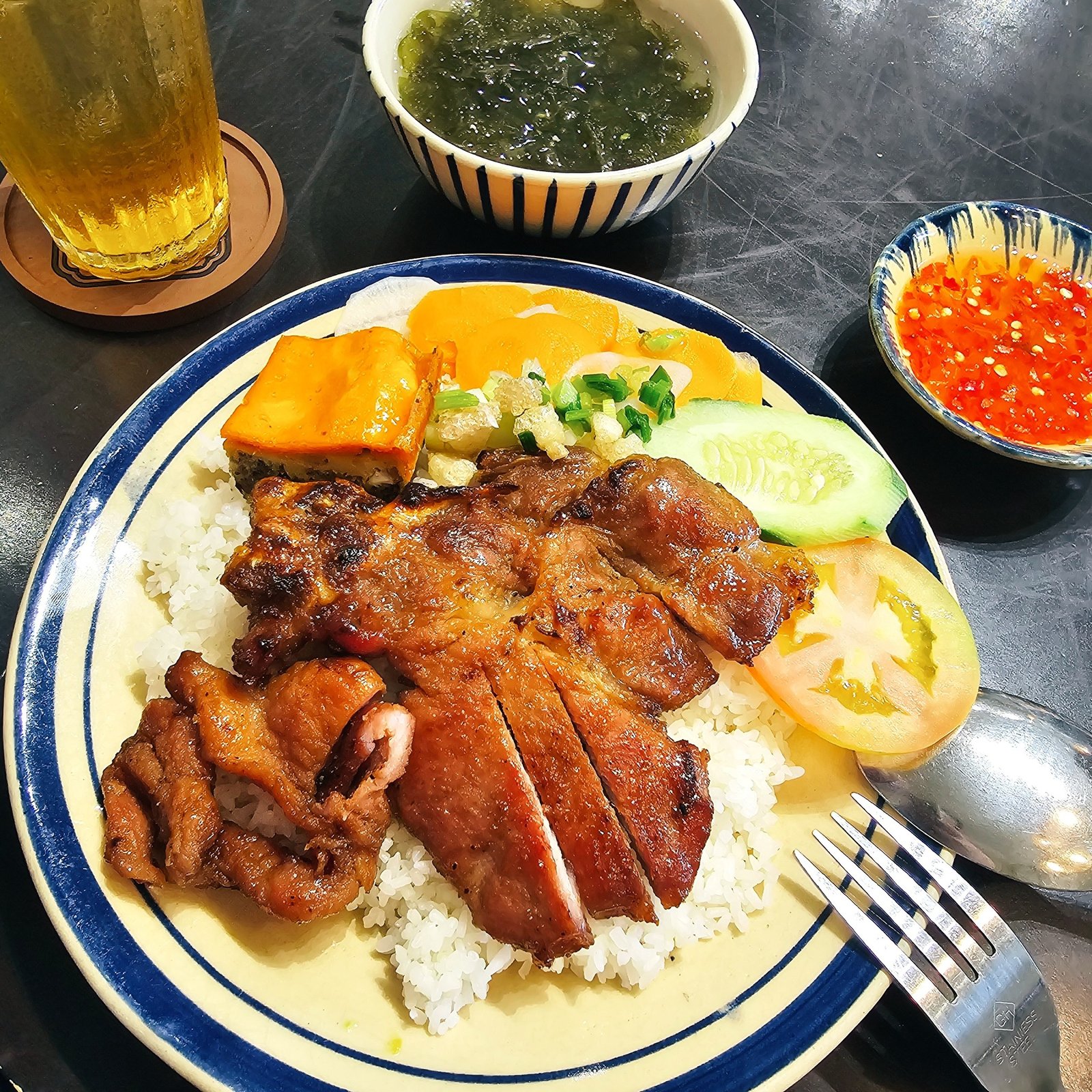Cơm sườn Quảng Ngãi gây thương nhớ